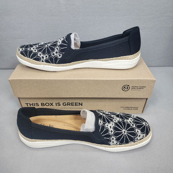 Clark's Elaina Harbor‎ Slip Ons Black Women's Size 9 NIB - Picture 2 of 8